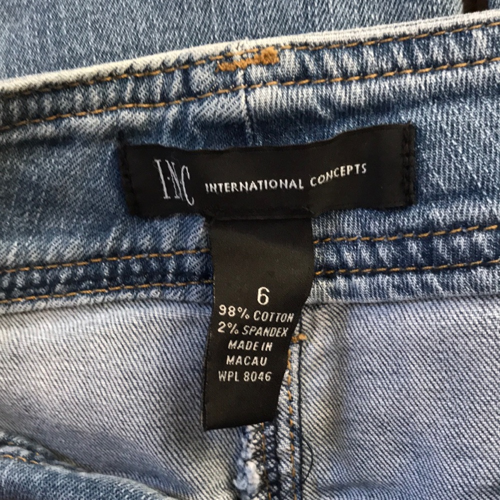 INC stretchy denim jeans - Picture 4 of 8